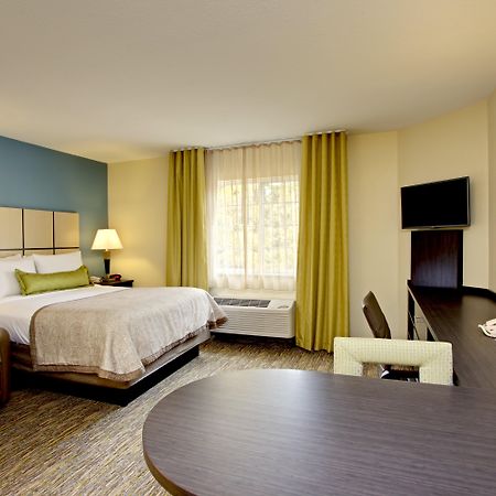 Candlewood Suites Raleigh Crabtree By Ihg Экстерьер фото