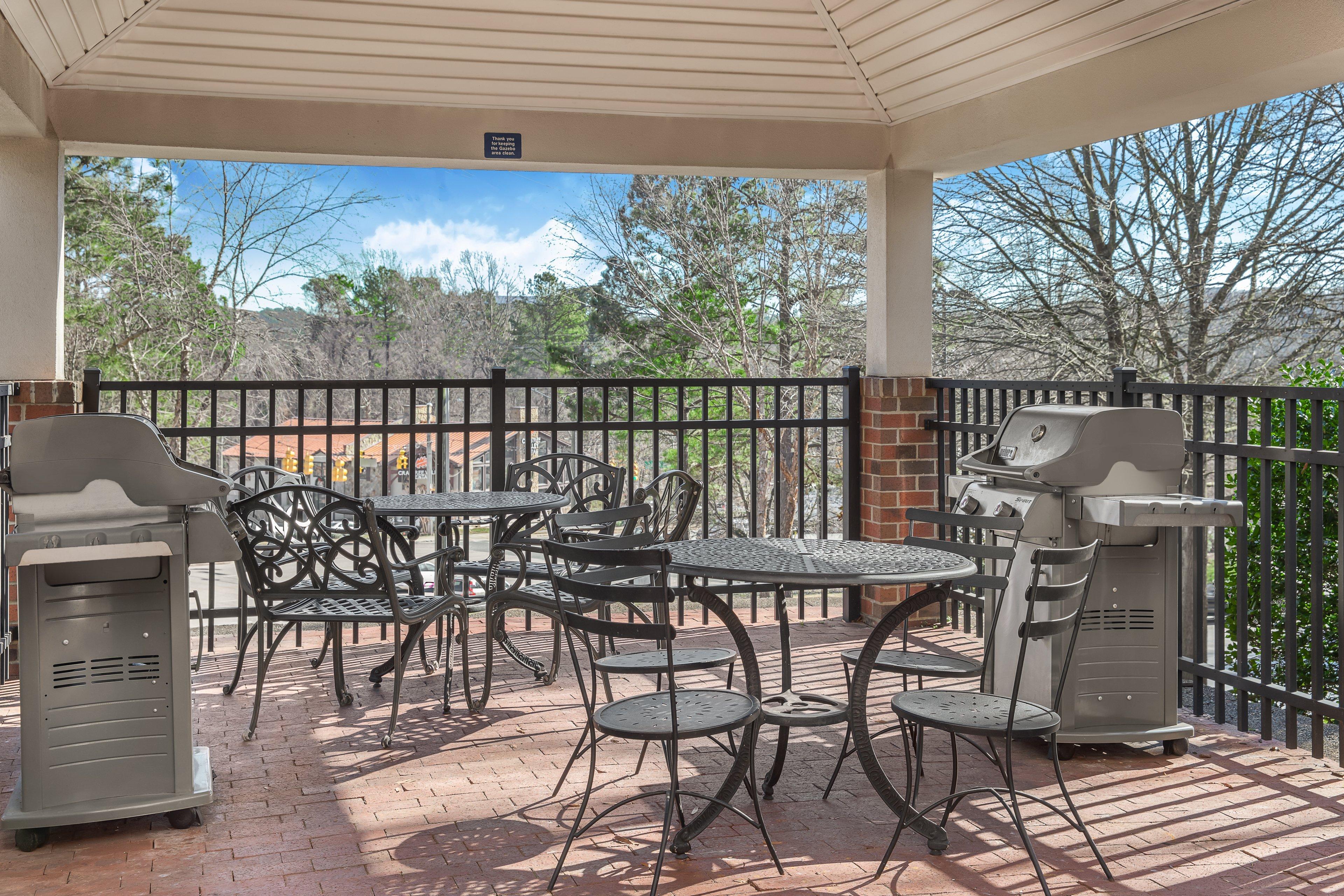 Candlewood Suites Raleigh Crabtree By Ihg Экстерьер фото